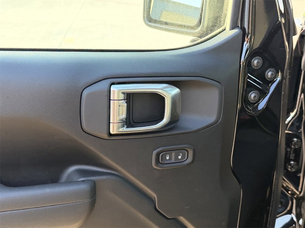 New 2026 Jeep Gladiator Sport image 17