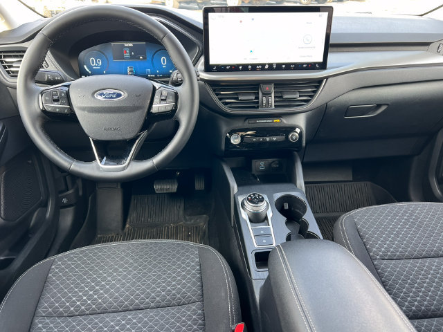 Used 2023 Ford Escape Active w/ Tech Pack #2 AWD/4WD image 2