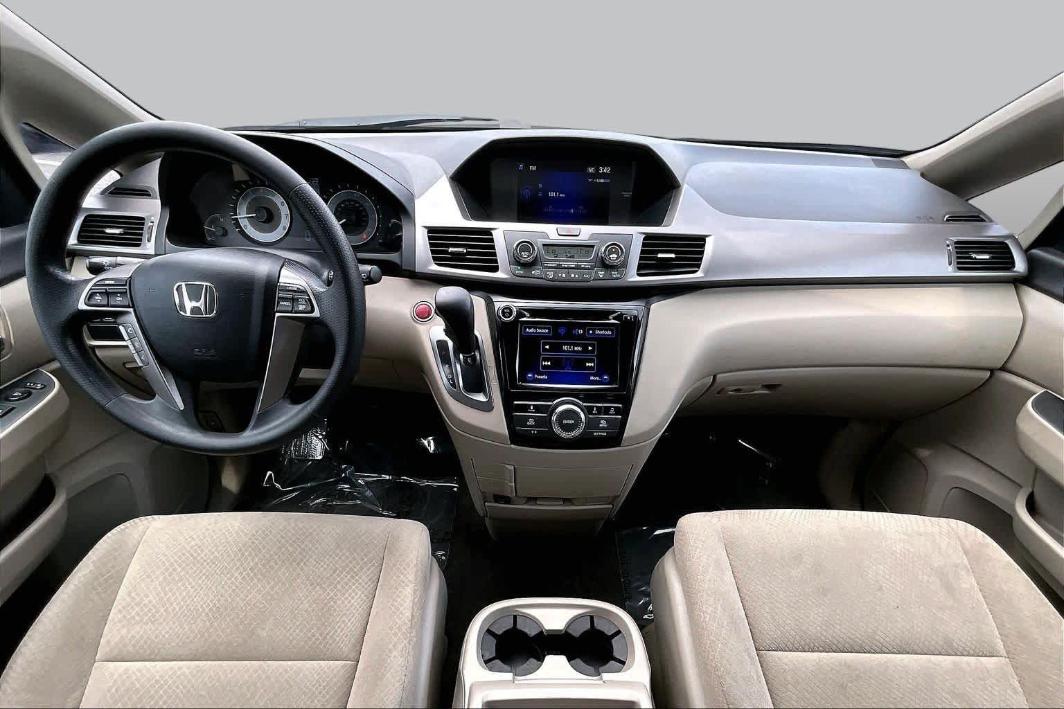 Used 2016 Honda Odyssey EX image 16