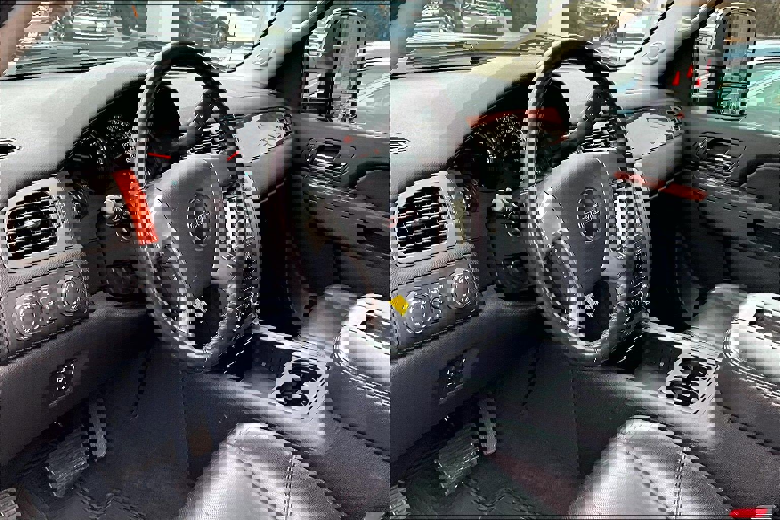 Used 2014 GMC Sierra 2500 SLT w/ SLT Convenience Package image 14