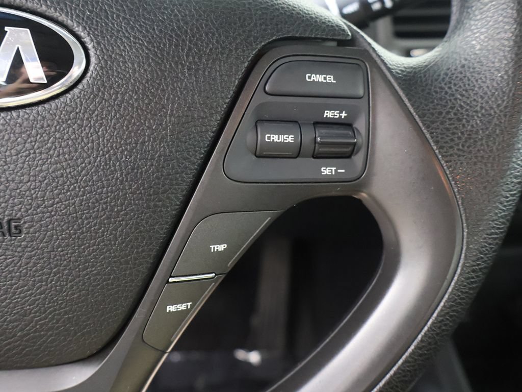 Used 2018 Kia Forte LX FWD image 34