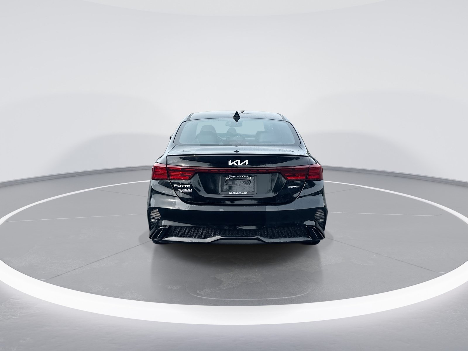Used 2023 Kia Forte GT-Line w/ GT-Line Premium Package FWD image 8