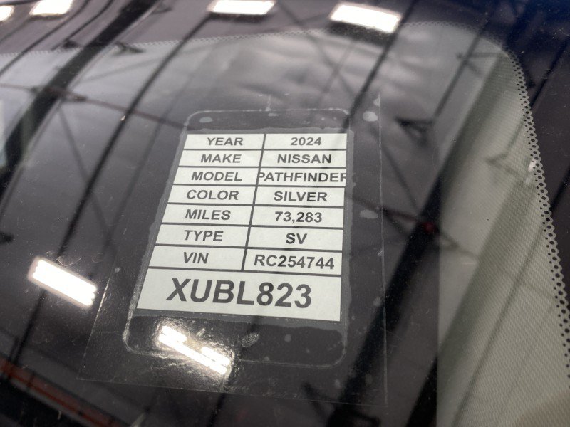 Used 2024 Nissan Pathfinder SV AWD/4WD image 39