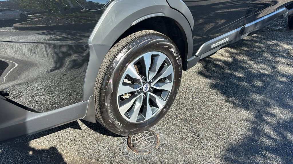 Used 2025 Subaru Outback Touring w/ Popular Package #2 image 8