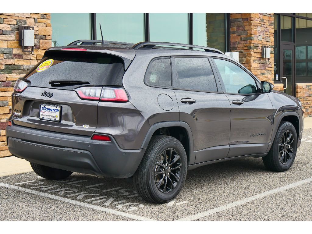 Used 2023 Jeep Cherokee Altitude Lux w/ Lux Elite Package image 3