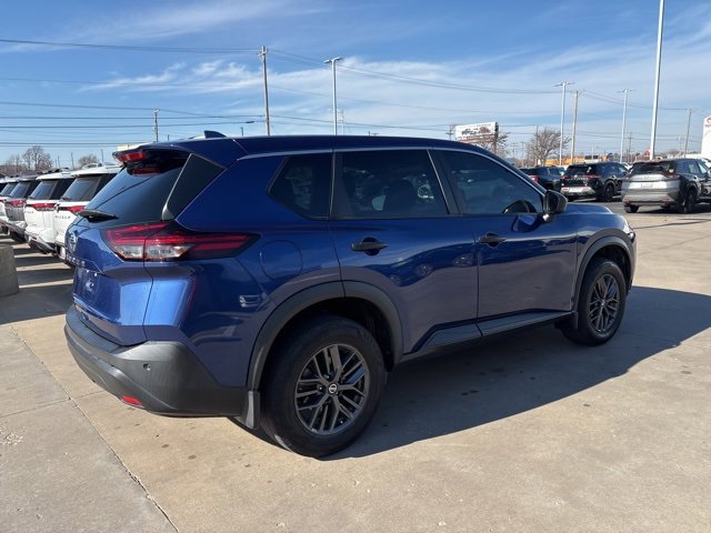 Used 2021 Nissan Rogue S image 3