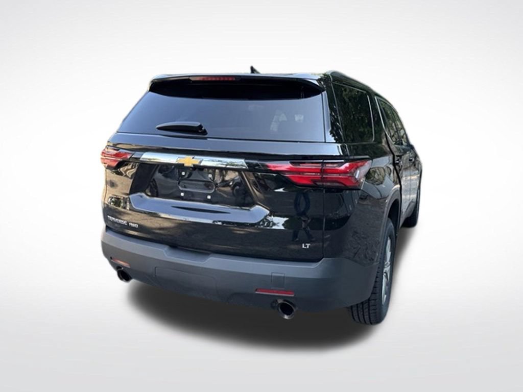 Used 2023 Chevrolet Traverse LT w/ LPO, Floor Liner Package AWD/4WD image 5