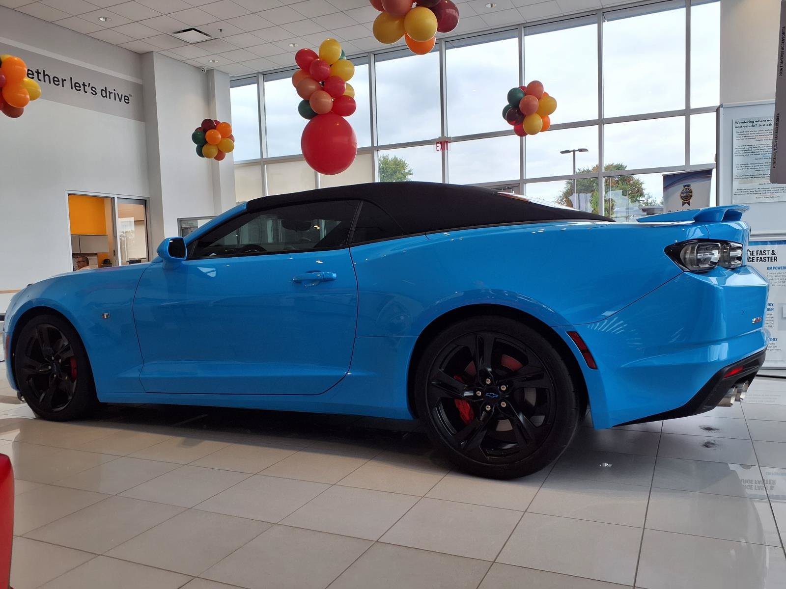 Used 2023 Chevrolet Camaro SS RWD image 34