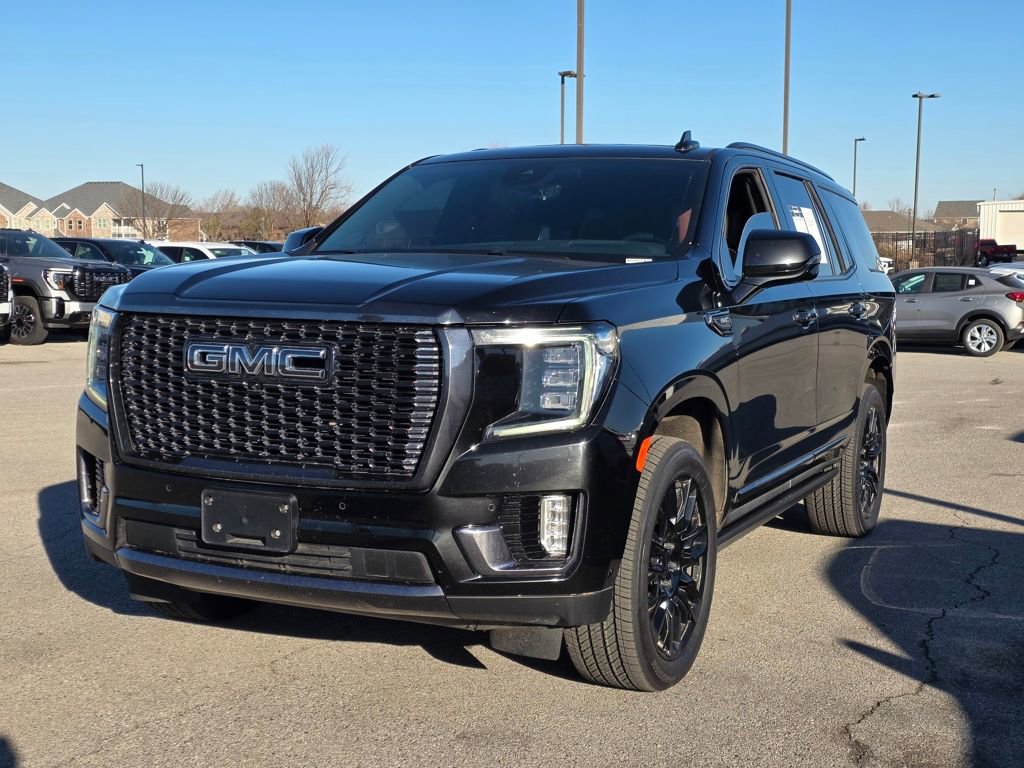 Used 2023 GMC Yukon Denali Ultimate image 3