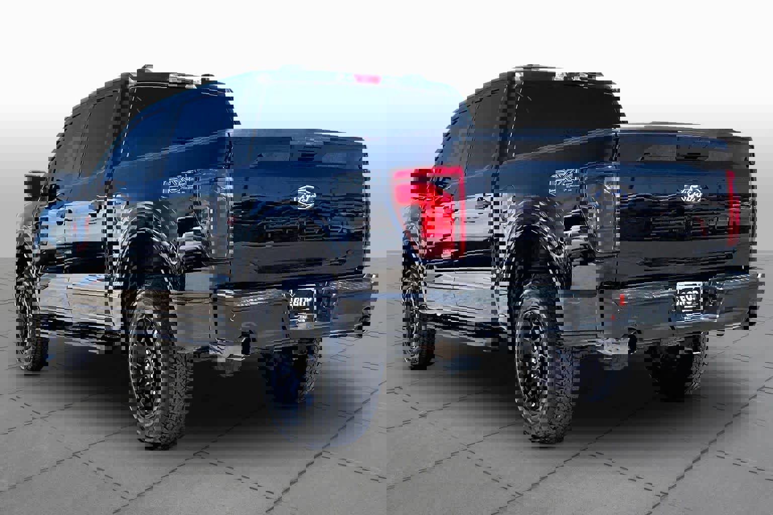 Used 2025 Ford F150 STX w/ Equipment Group 201A FX4 AWD/4WD image 11