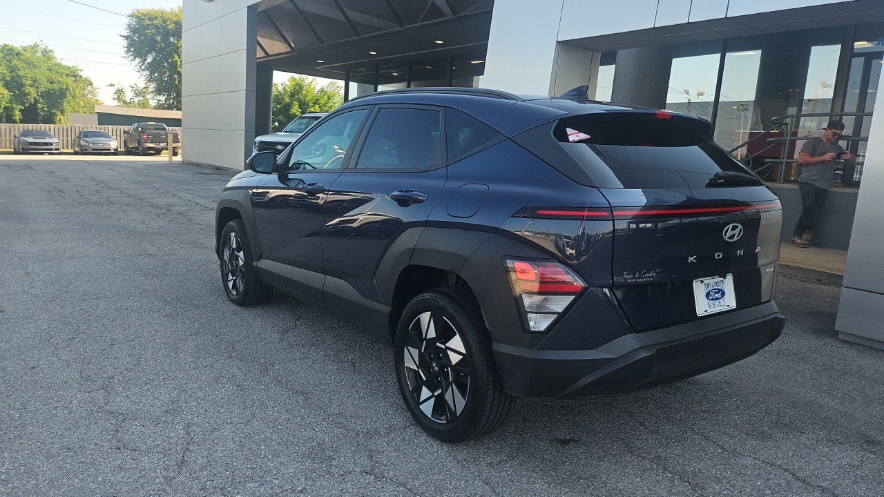 Used 2025 Hyundai Kona SEL AWD/4WD image 4