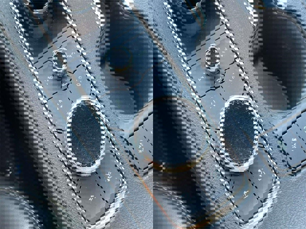 Used 2023 Cadillac XT4 Luxury w/ Cold Weather Package image 14