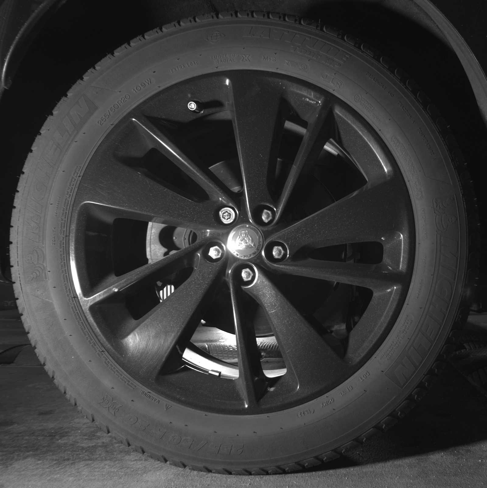 Used 2022 Jaguar F-PACE S image 13