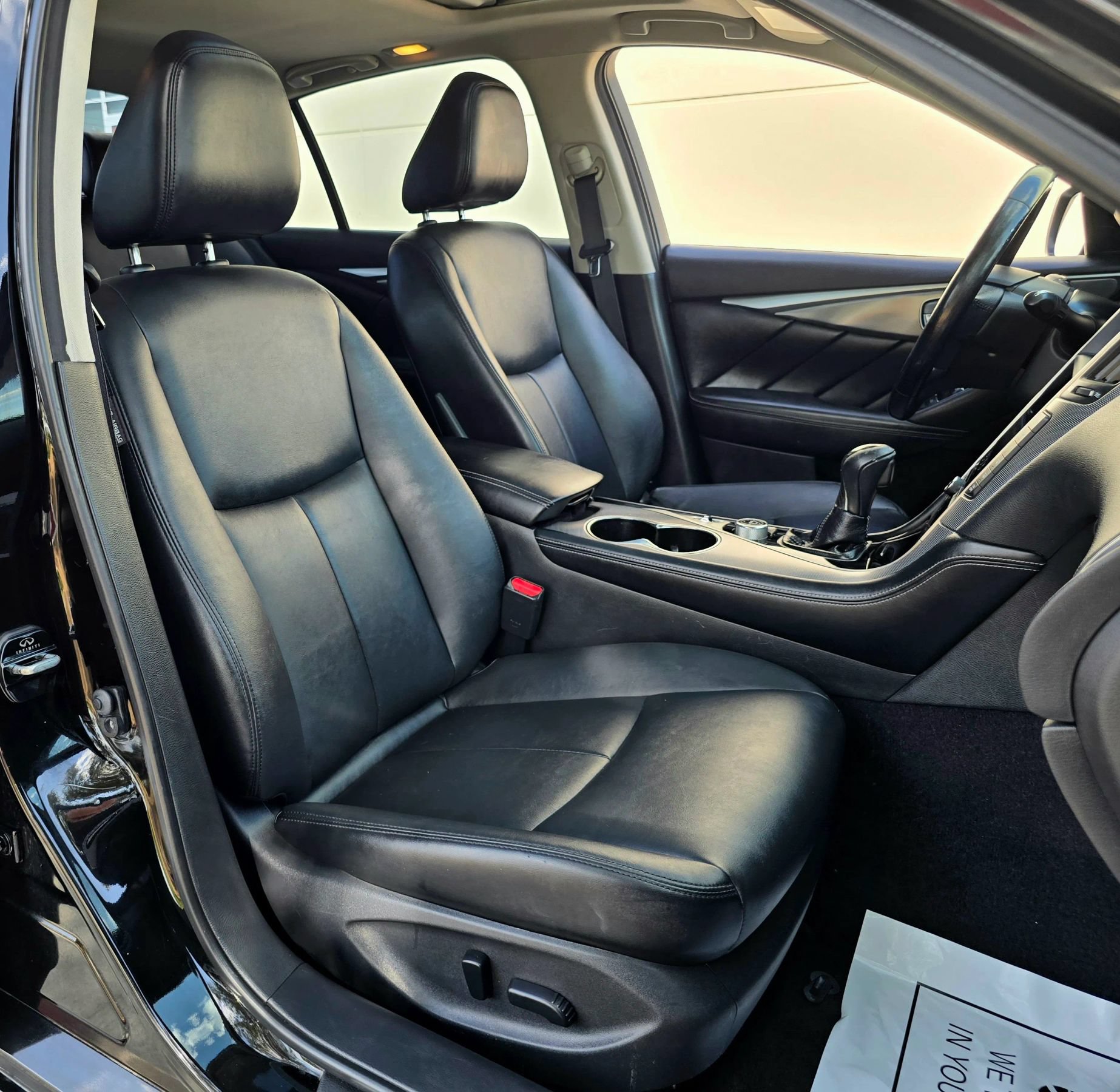 Used 2015 INFINITI Q50 Premium w/ Navigation Package AWD/4WD image 20