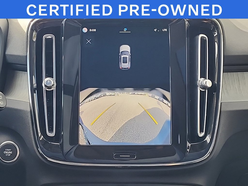 Used 2025 Volvo XC40 B5 Core w/ Protection Package Premier AWD/4WD image 26