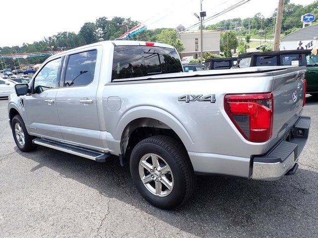 Used 2025 Ford F150 XLT w/ Equipment Group 302A MID AWD/4WD image 4
