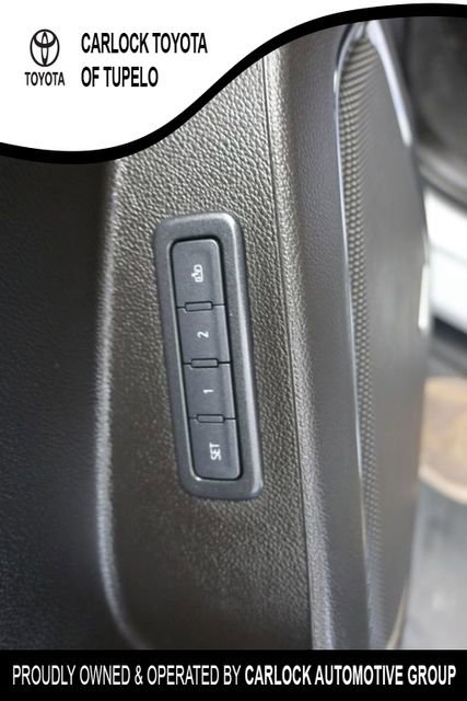 Used 2020 GMC Yukon XL Denali image 28