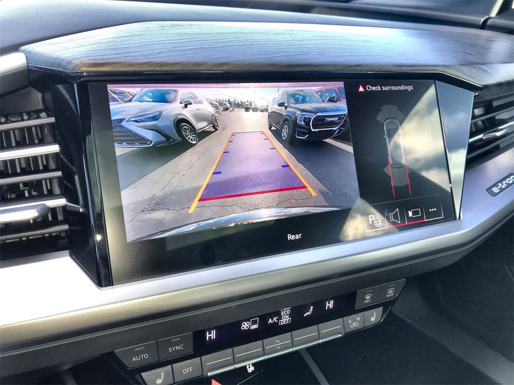 Used 2024 Audi Q4 e-tron Premium Plus image 17