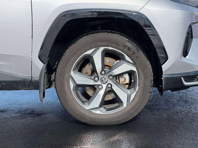 Used 2023 Toyota RAV4 SE w/ Weather & Moonroof Package image 7