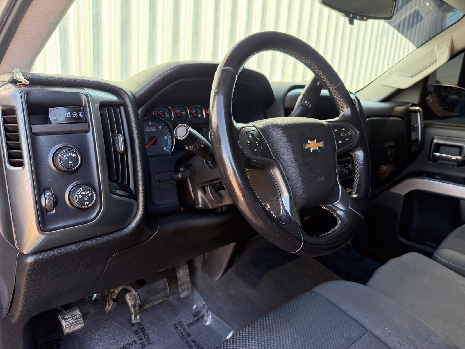 Used 2018 Chevrolet Silverado 1500 LT w/ Texas Edition AWD/4WD image 16