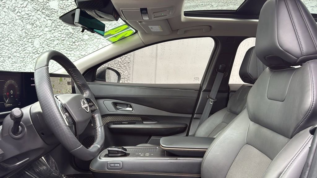 Certified 2024 Nissan Ariya FWD image 16