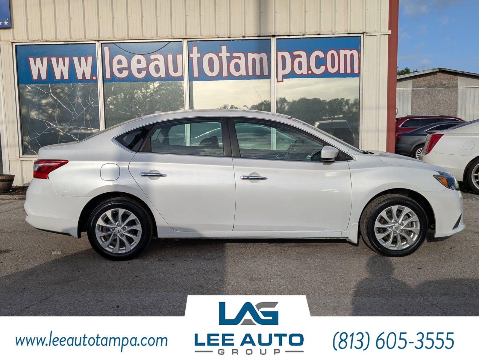Used 2019 Nissan Sentra SV image 2