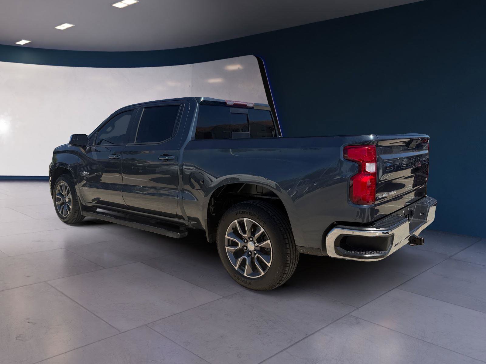 Used 2019 Chevrolet Silverado 1500 LT w/ Texas Edition image 3