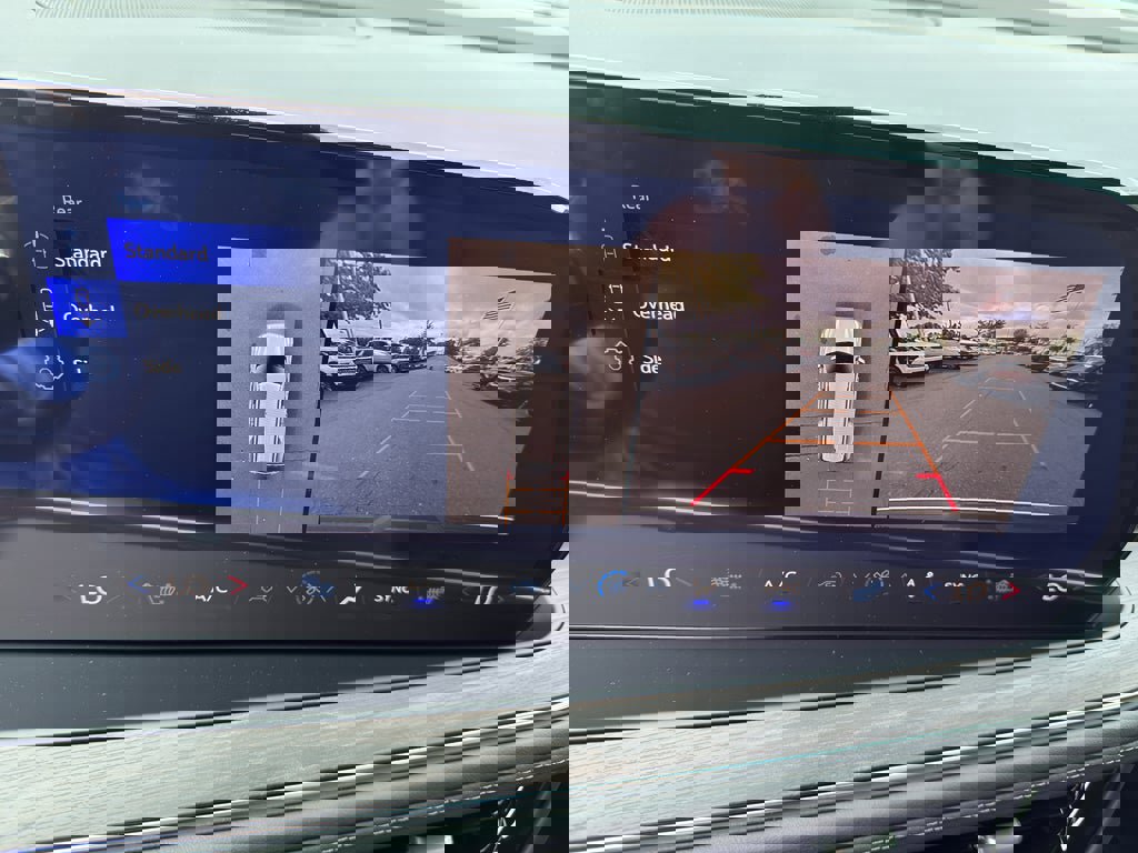 New 2026 Chevrolet Suburban LT w/ Comfort Package image 19