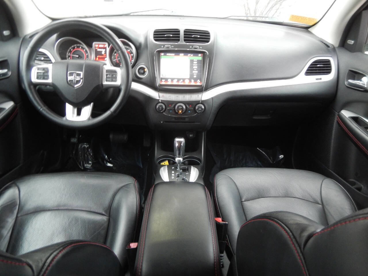 Used 2015 Dodge Journey R/T image 2