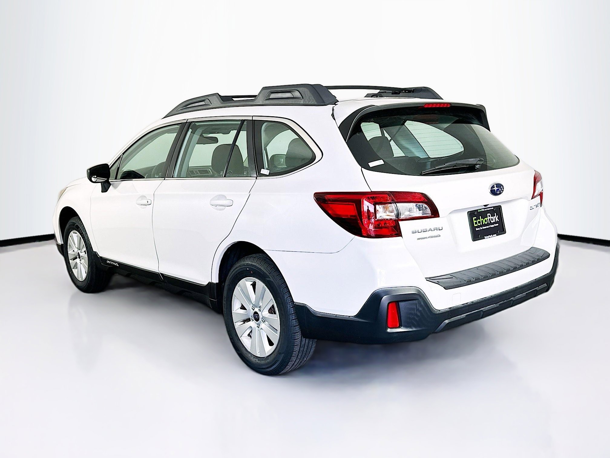 Used 2019 Subaru Outback 2.5i image 5