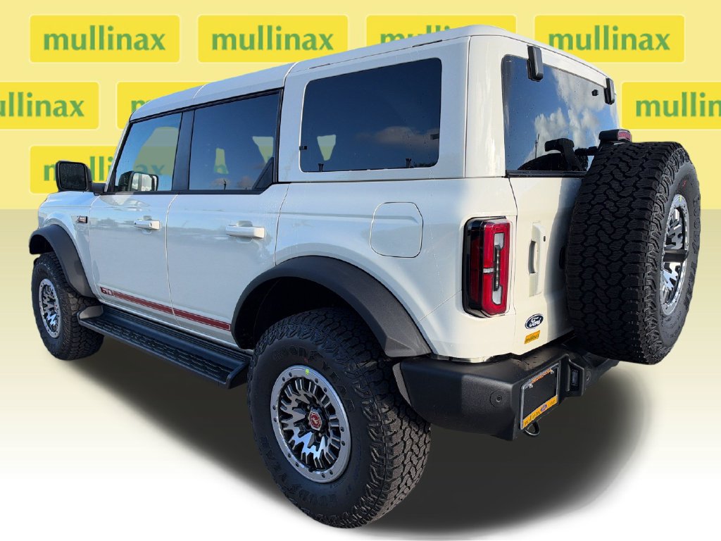 New 2026 Ford Bronco Outer Banks w/ Sasquatch Package AWD/4WD image 4