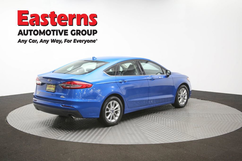 Used 2020 Ford Fusion SE FWD image 40