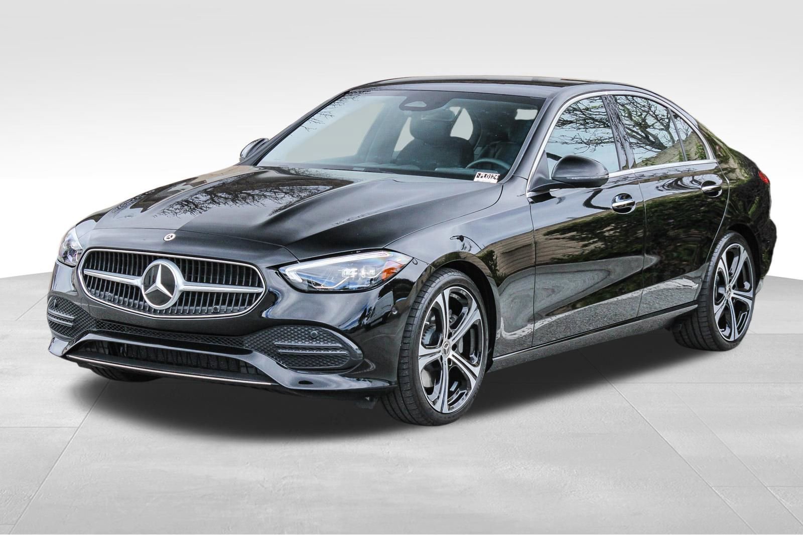 Certified 2025 Mercedes-Benz C 300 4MATIC Sedan image 3