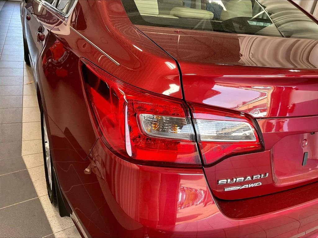 Used 2017 Subaru Legacy 2.5i Premium AWD/4WD image 32