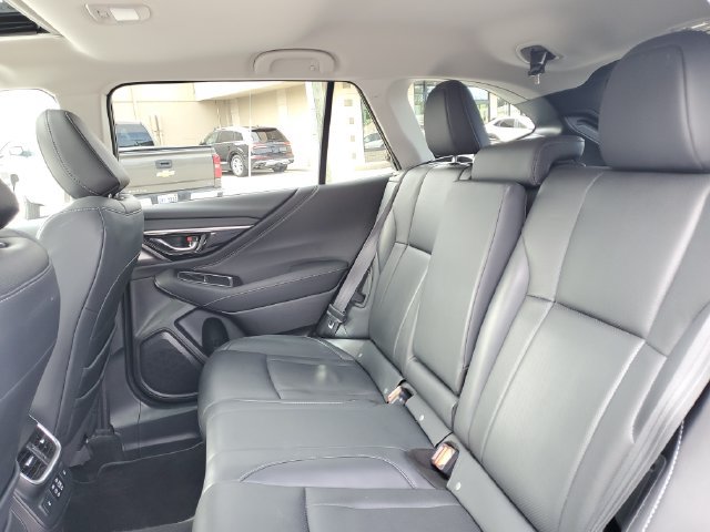 Used 2023 Subaru Outback Touring AWD/4WD image 22