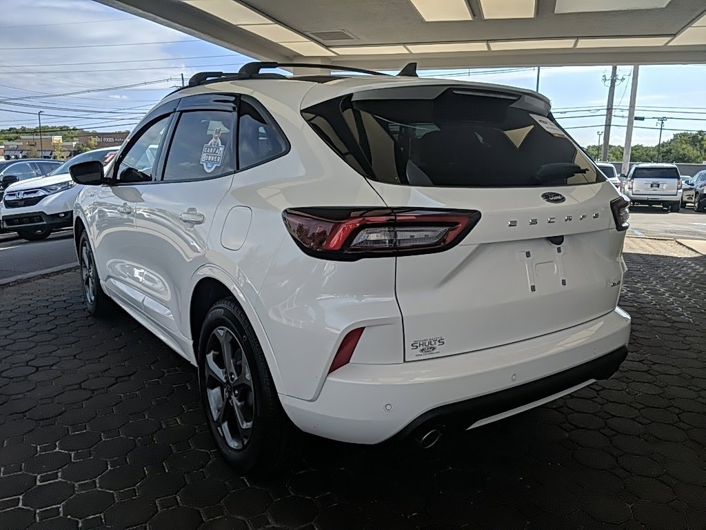 Used 2024 Ford Escape ST-Line Select w/ Tech Pack #1 image 7