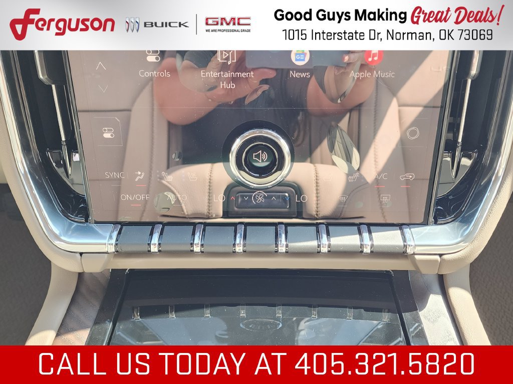 New 2026 GMC Yukon Denali w/ Denali Reserve Package AWD/4WD image 34