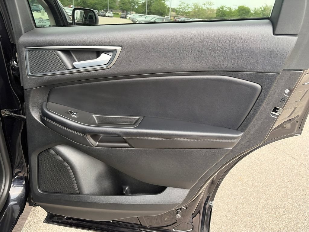 Used 2024 Ford Edge SE AWD/4WD image 27