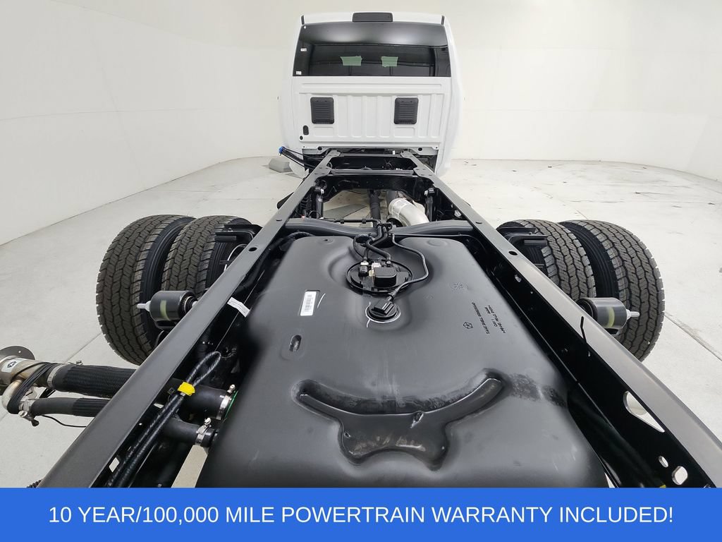 New 2026 RAM 5500 Tradesman w/ Chrome Appearance Group AWD/4WD image 7