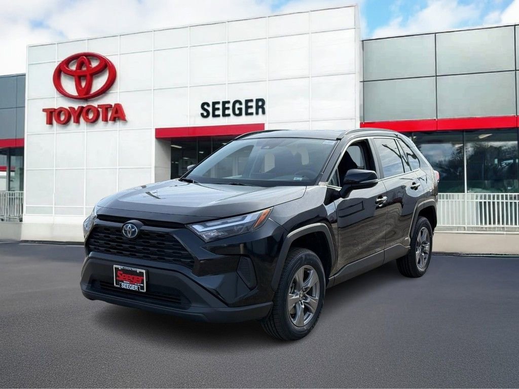 Certified 2024 Toyota RAV4 XLE image 9