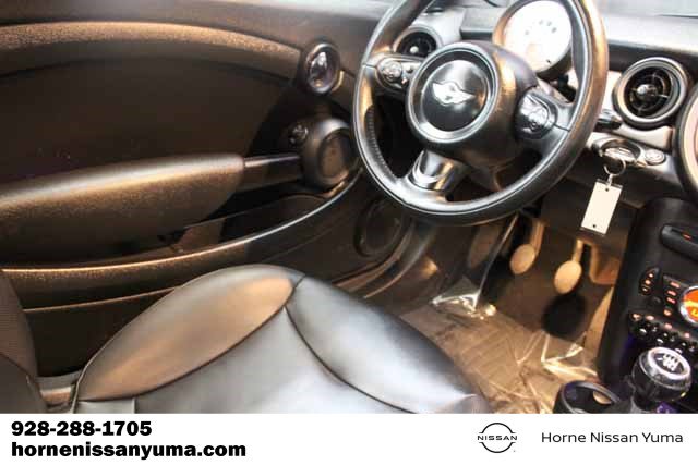 Used 2014 MINI Cooper Clubman FWD image 9
