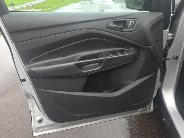 Used 2018 Ford Escape S FWD image 22