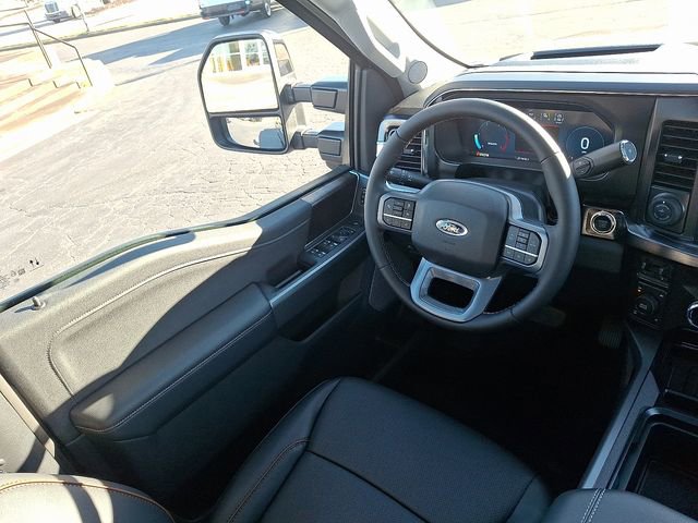 New 2026 Ford F250 Lariat w/ Black Appearance Package image 9