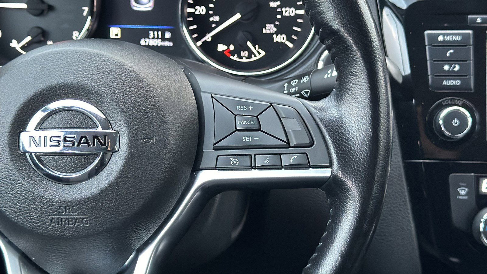 Used 2022 Nissan Rogue Sport SV image 31