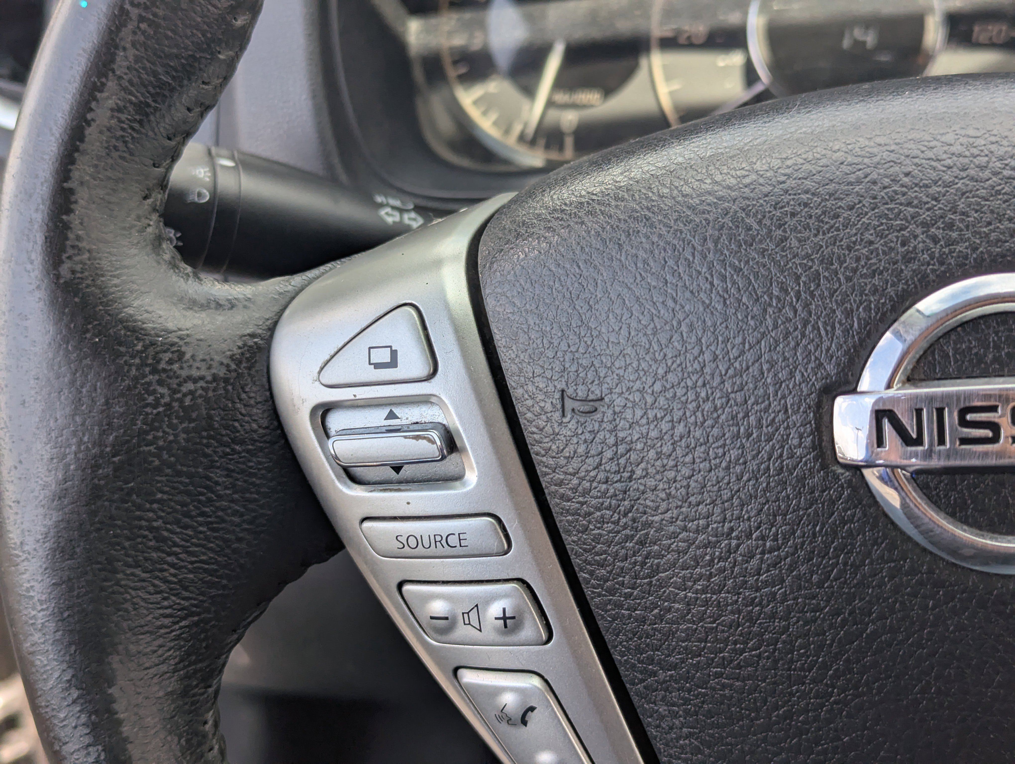 Used 2016 Nissan Versa Note SV image 27