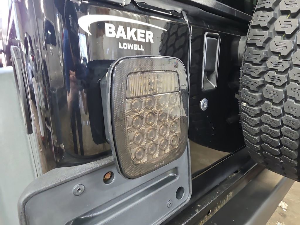 Used 2004 Jeep Wrangler Sport w/ Dual Top Group image 29