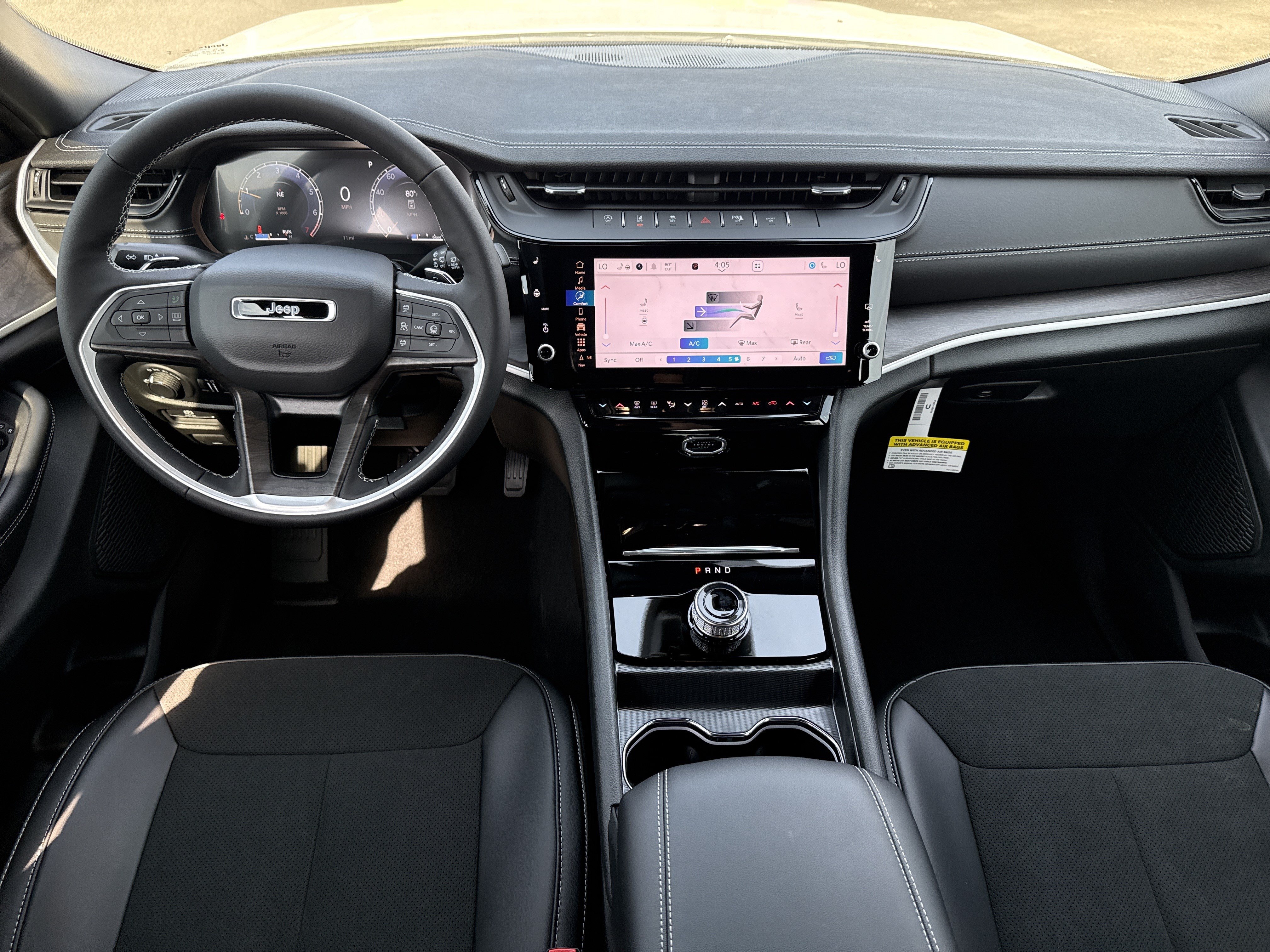New 2026 Jeep Grand Cherokee Altitude RWD image 23