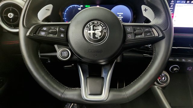 Used 2024 Alfa Romeo Tonale Veloce w/ Active Assist Package AWD/4WD image 57