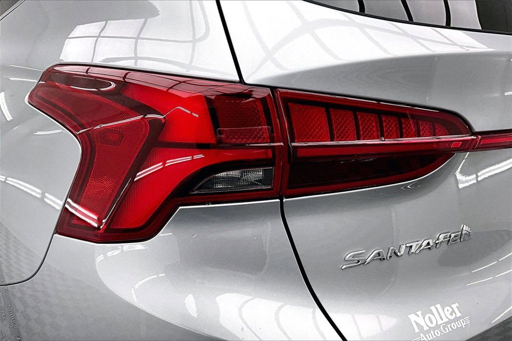 Used 2023 Hyundai Santa Fe Limited image 30