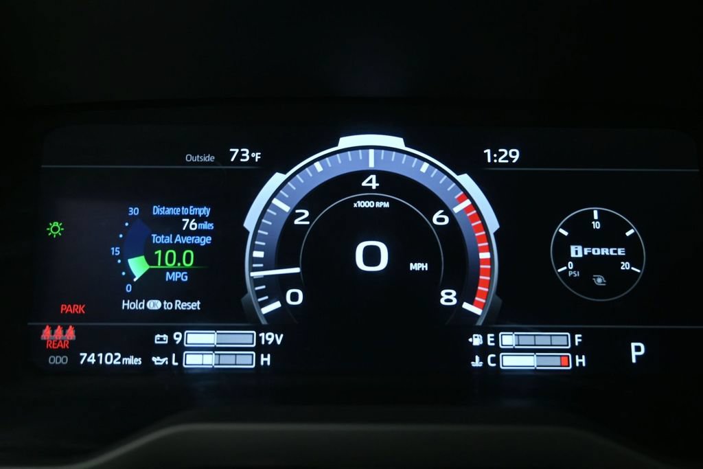 Used 2024 Toyota Tundra Platinum AWD/4WD image 17